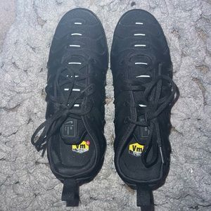 Air vapor max plus